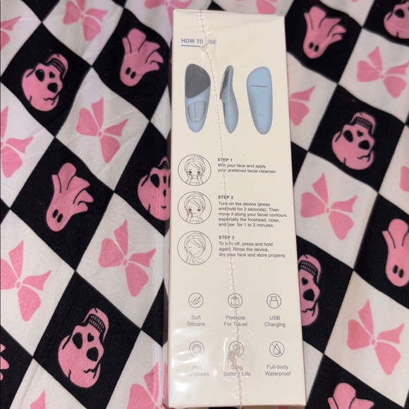 Dermalactives PureSkin + Cleansing Brush Blue Silicone with 5 Cleaning Modes - Picture 2 of 9